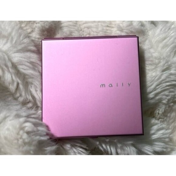 Mally~Blush~Rosette~0.13 Oz - Picture 1 of 3